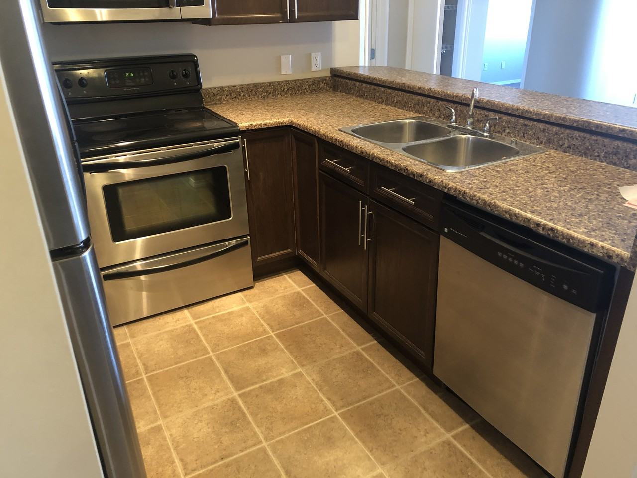 2001 139 Ave Nw - Photo 4 of 18