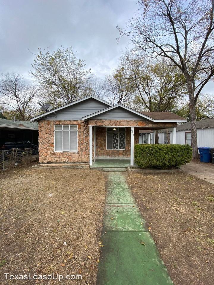 823 Angela St Apartments in Greater Gardendale, San Antonio, TX 78207