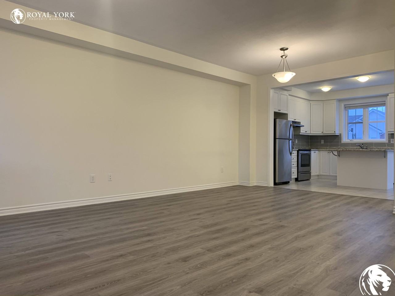 22 Spring Creek Dr #2 - Photo 3 of 32