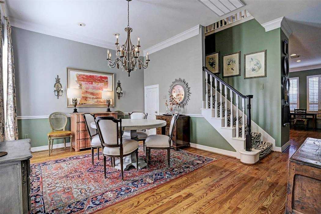 5794 Doliver Dr - Photo 2 of 16