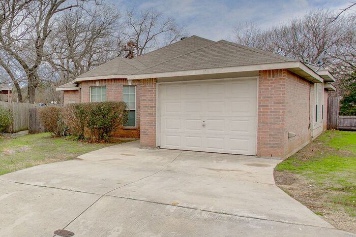 4831 Tecate Ct - Photo 3 of 27