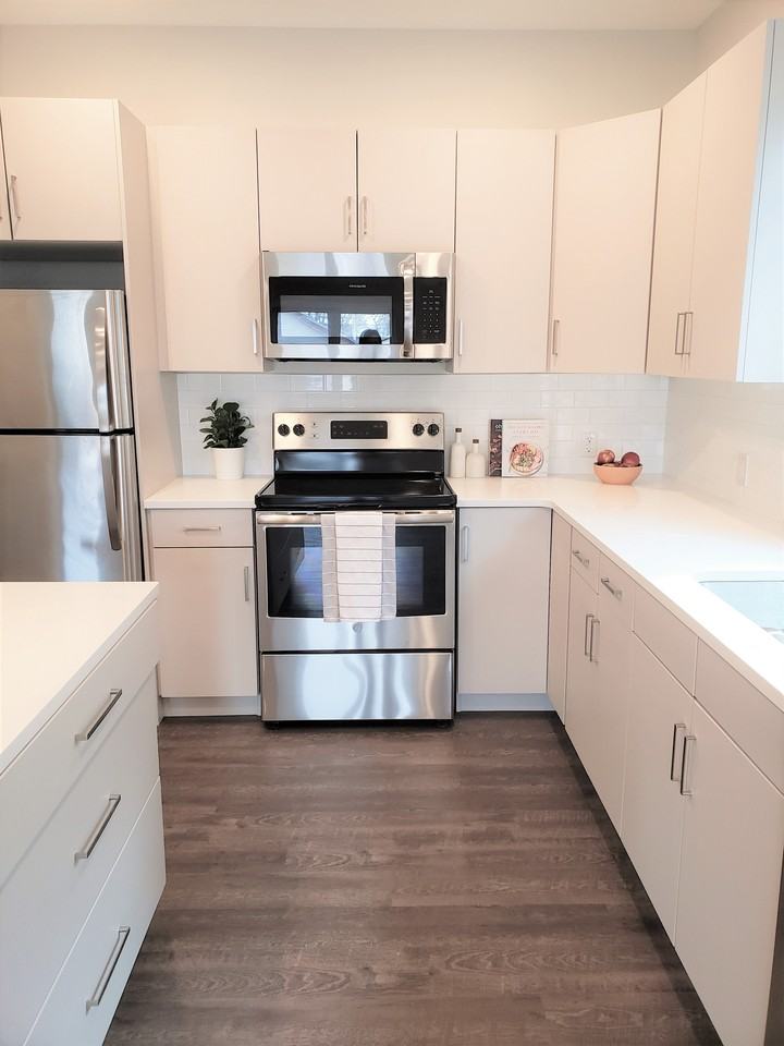 86 Pilgrim Avenue - Photo 3 of 15