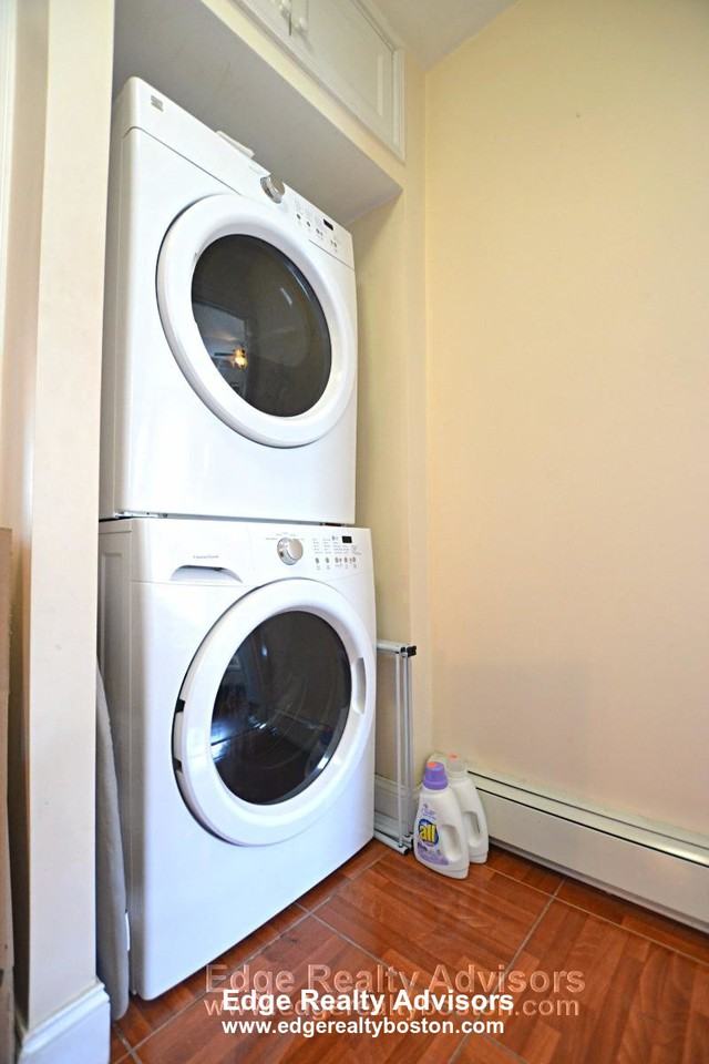 8 Delaware Place #3 - Photo 4 of 11