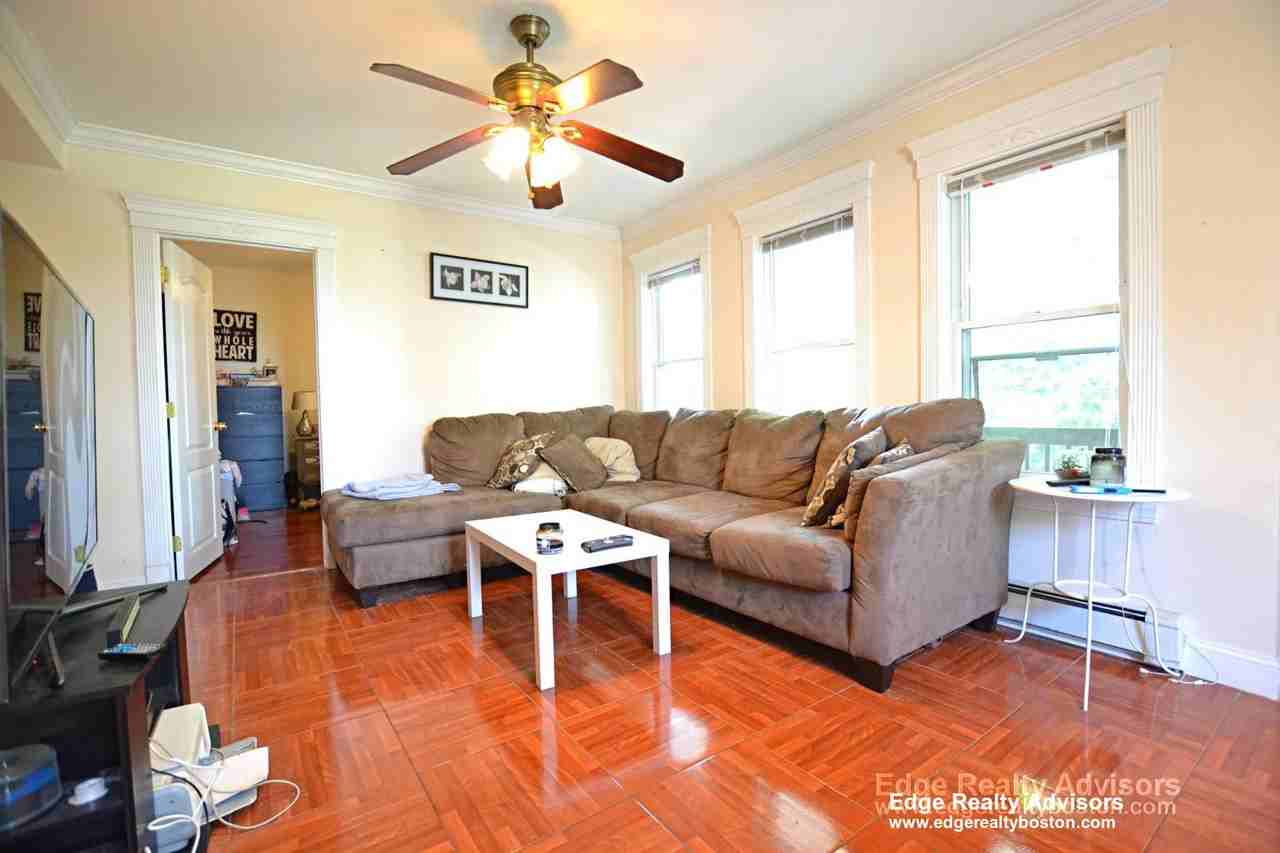 8 Delaware Place #3 - Photo 5 of 11