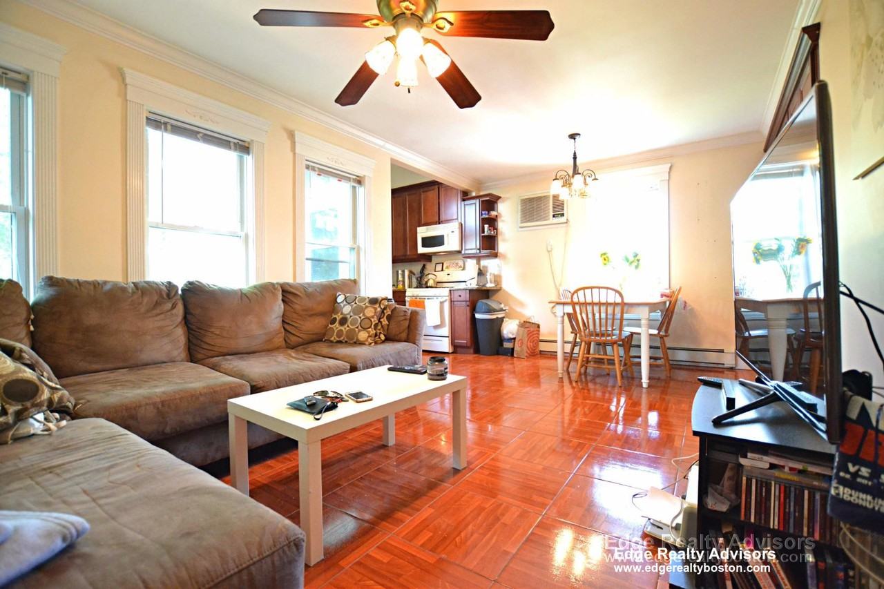 8 Delaware Place #3 - Photo 2 of 11