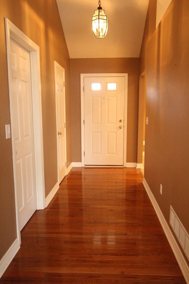 8613 Clover Glade Dr - Photo 3 of 25