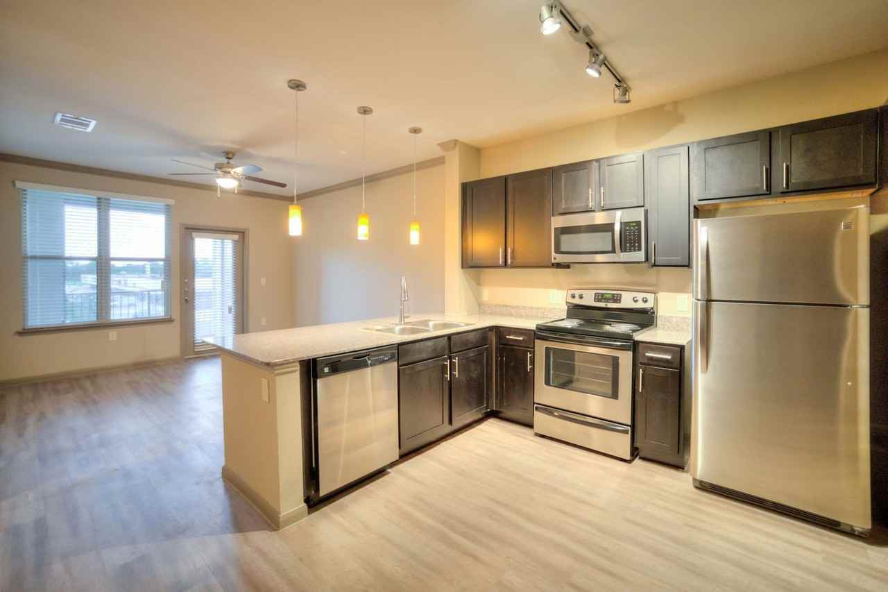 Hollister Oaks Apartments 1920 Hollister St, Houston, TX 77080 Zumper