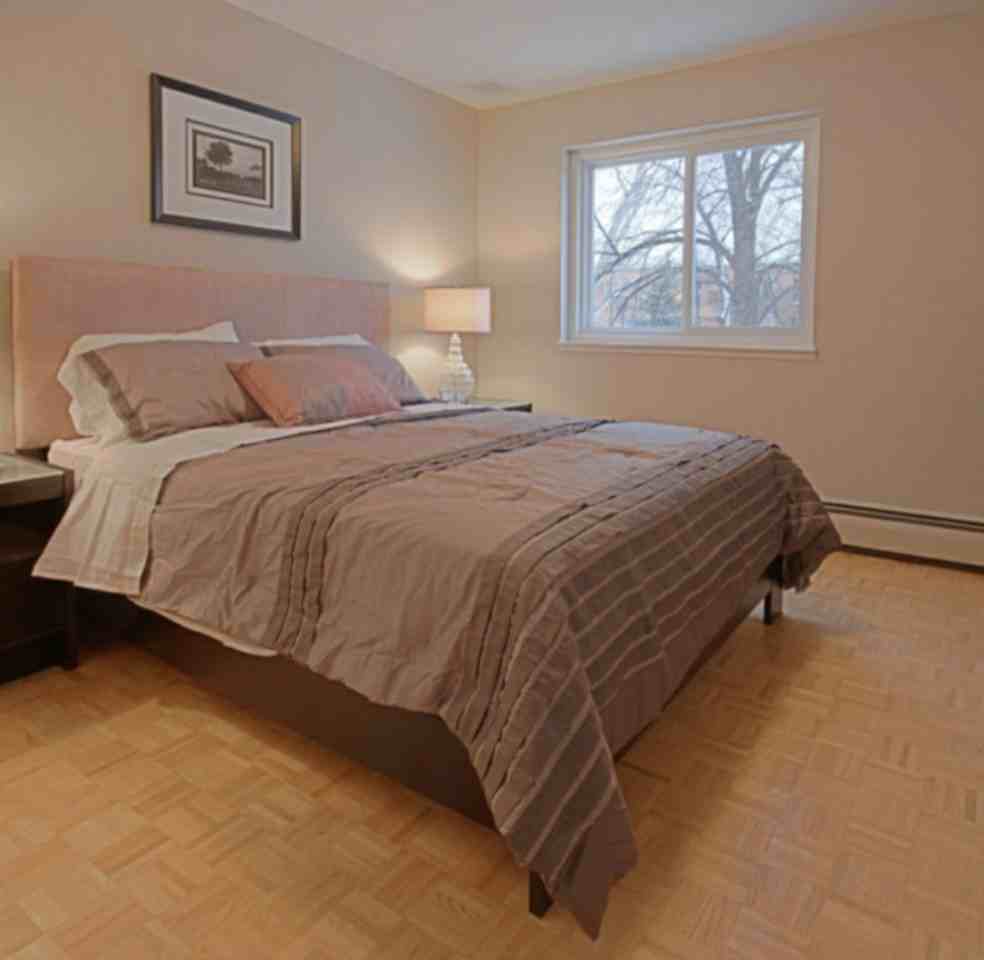 33 Southpark Drive - Photo 2 of 11