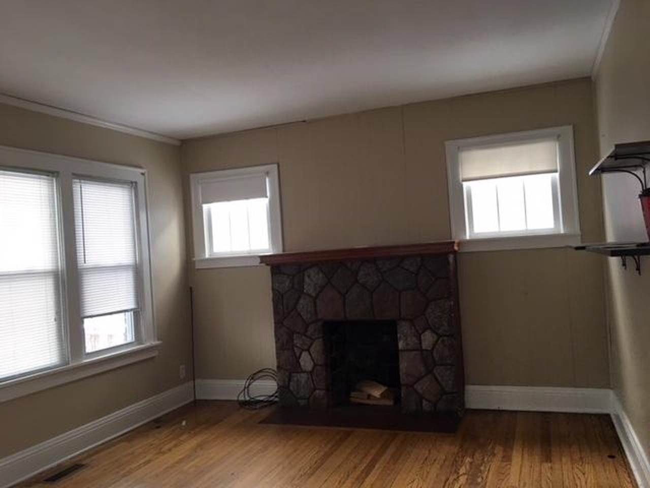 474 Wengler Ave - Photo 2 of 6