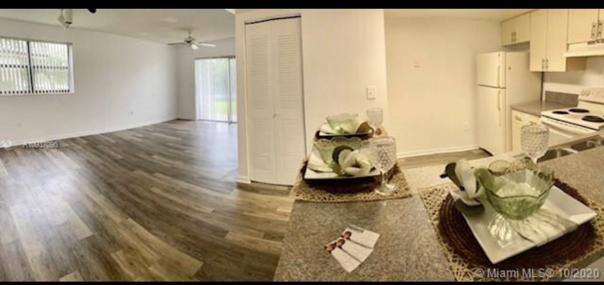 9937 Nob Hill Lane - Photo 2 of 14