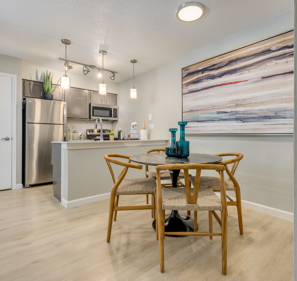 Winslow Apartments - Photo 7 of 27