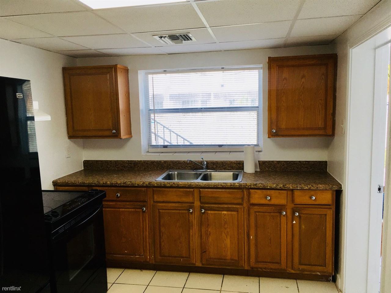 4051 N Ocean Dr - Photo 2 of 15