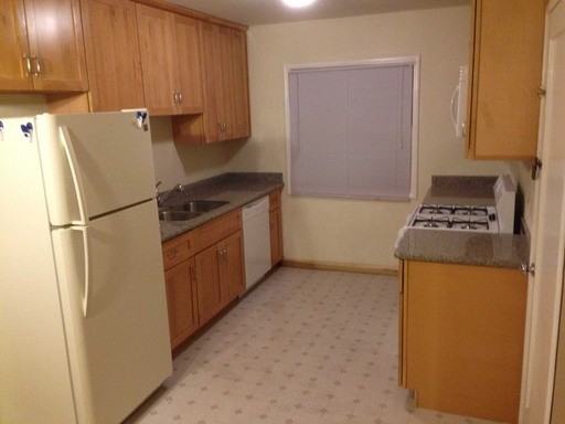 22815 Myrtle St - Photo 2 of 10