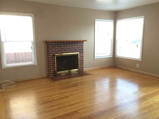 22815 Myrtle St - Photo 3 of 10