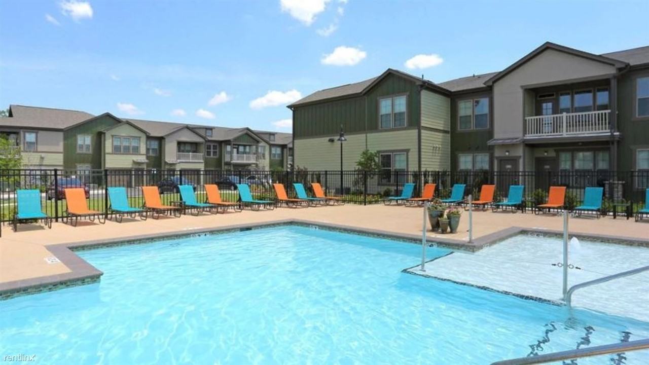 Landing Furnished Apartment Springs at Woodlands Apartments - Photo 3 of 50