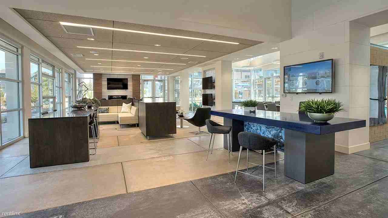 Landing Furnished Apartment Capitol Yards - Photo 3 of 50