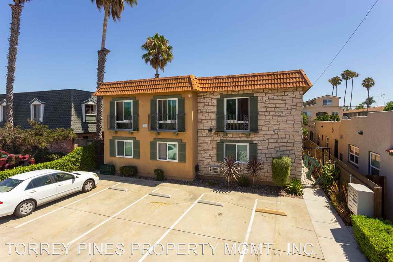 4475 Hamilton Street - Photo 2 of 3