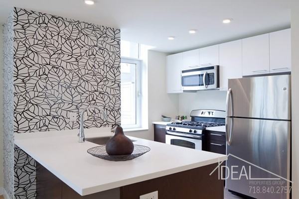 566 Avenue Street - Photo 3 of 5