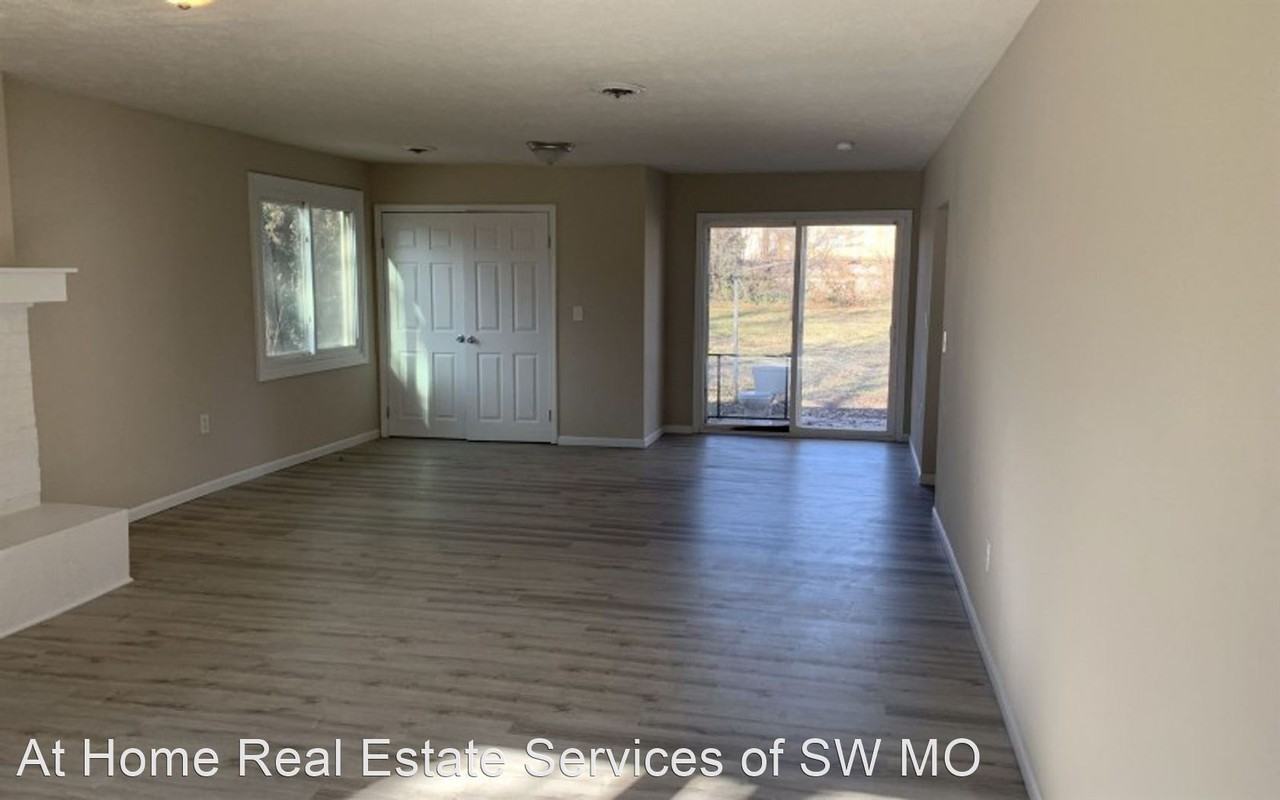 2313 E Atlantic St - Photo 2 of 12