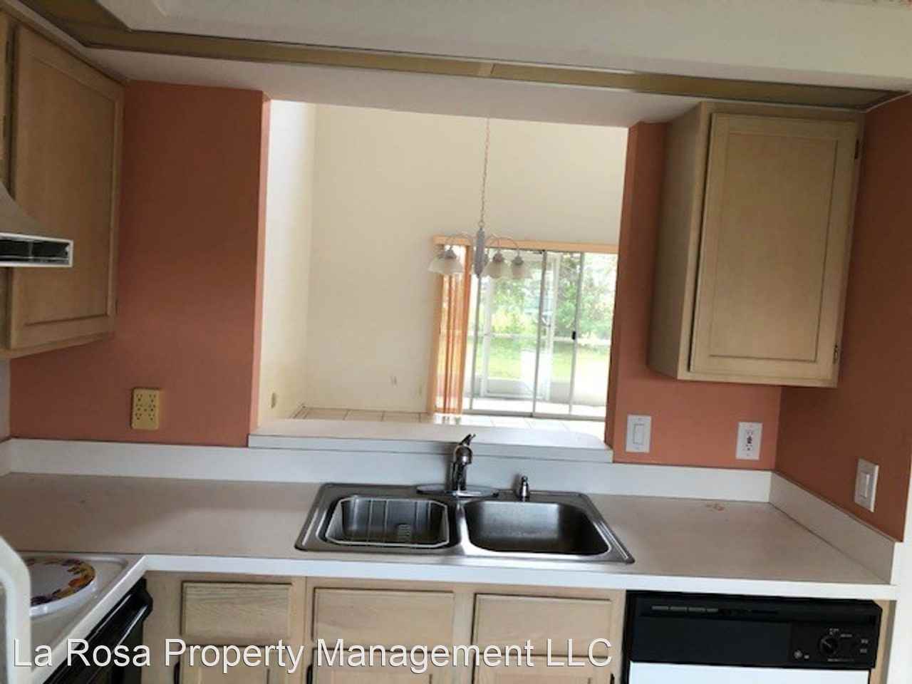 14388 Island Cove Dr - Photo 3 of 18