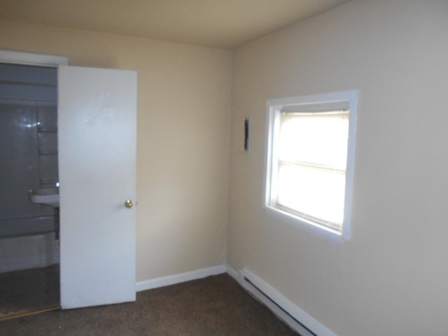 320 Haile Ave - Photo 3 of 6