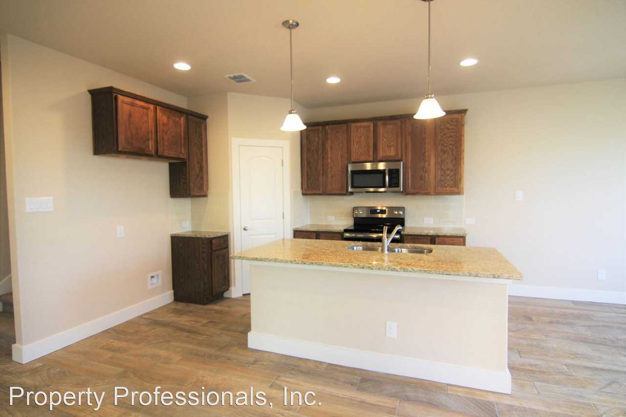 909 Crystal Brook Cv - Photo 2 of 13