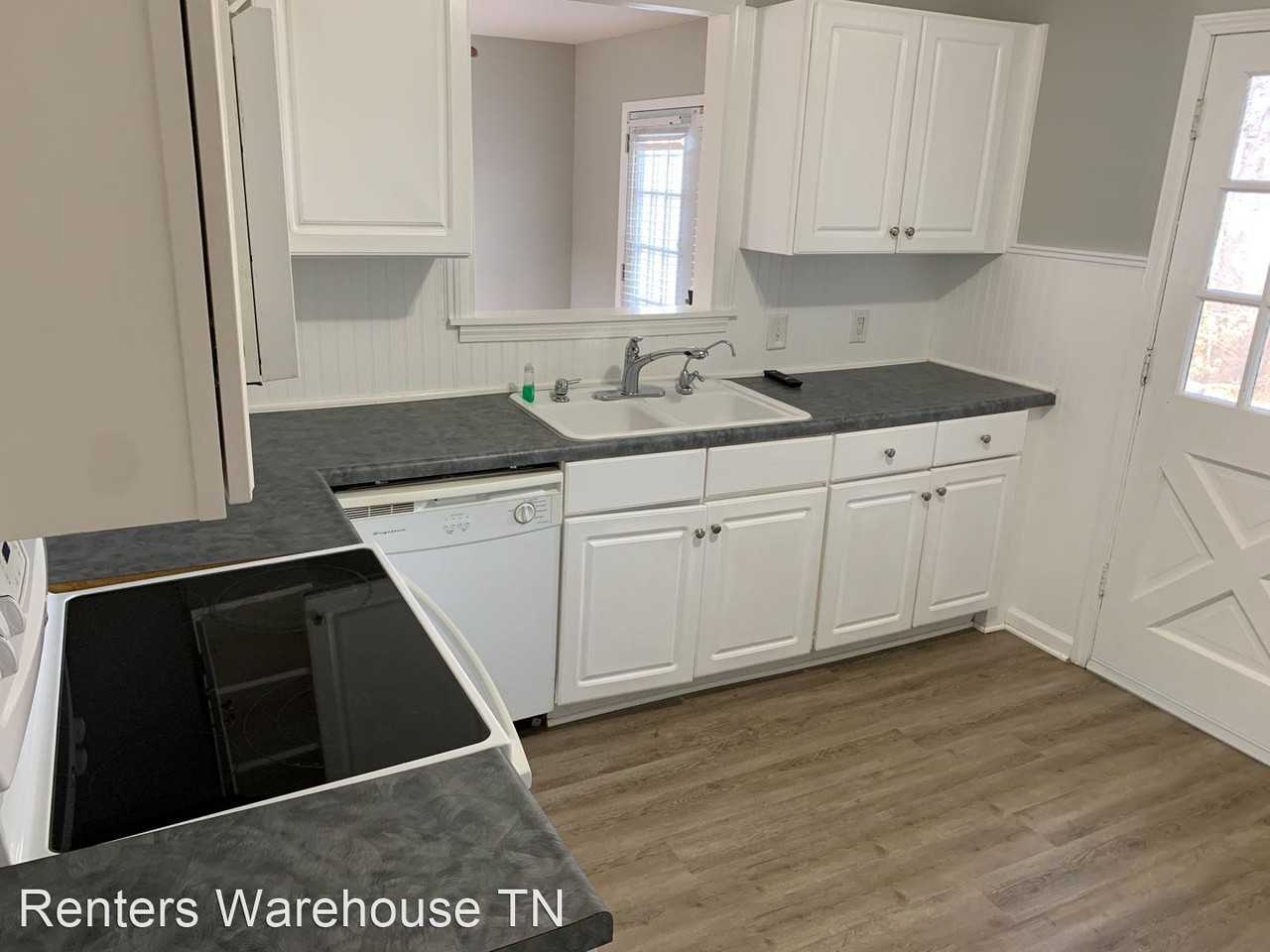 904 14th Ave N - Photo 3 of 18