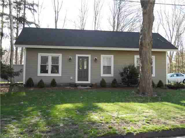 1523 Hartford Turnpike - Photo 2 of 11