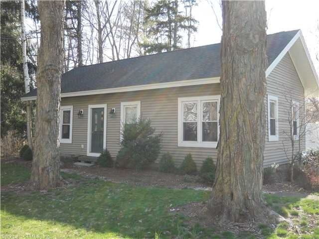 1523 Hartford Turnpike - Photo 3 of 11