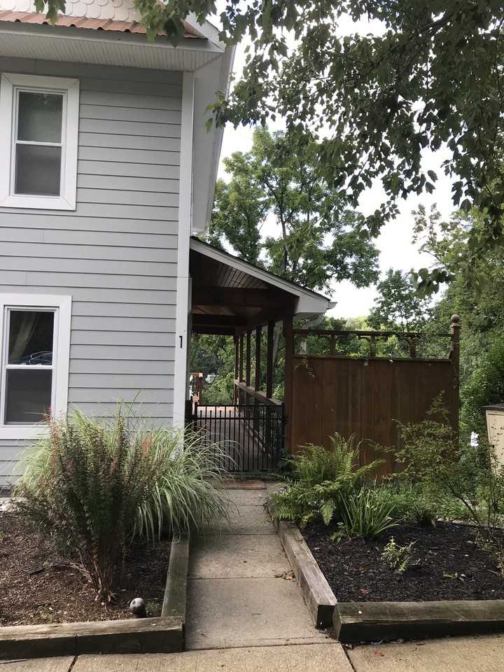 Female Roommate for Two Existing Female Tenants - Photo 2 of 20