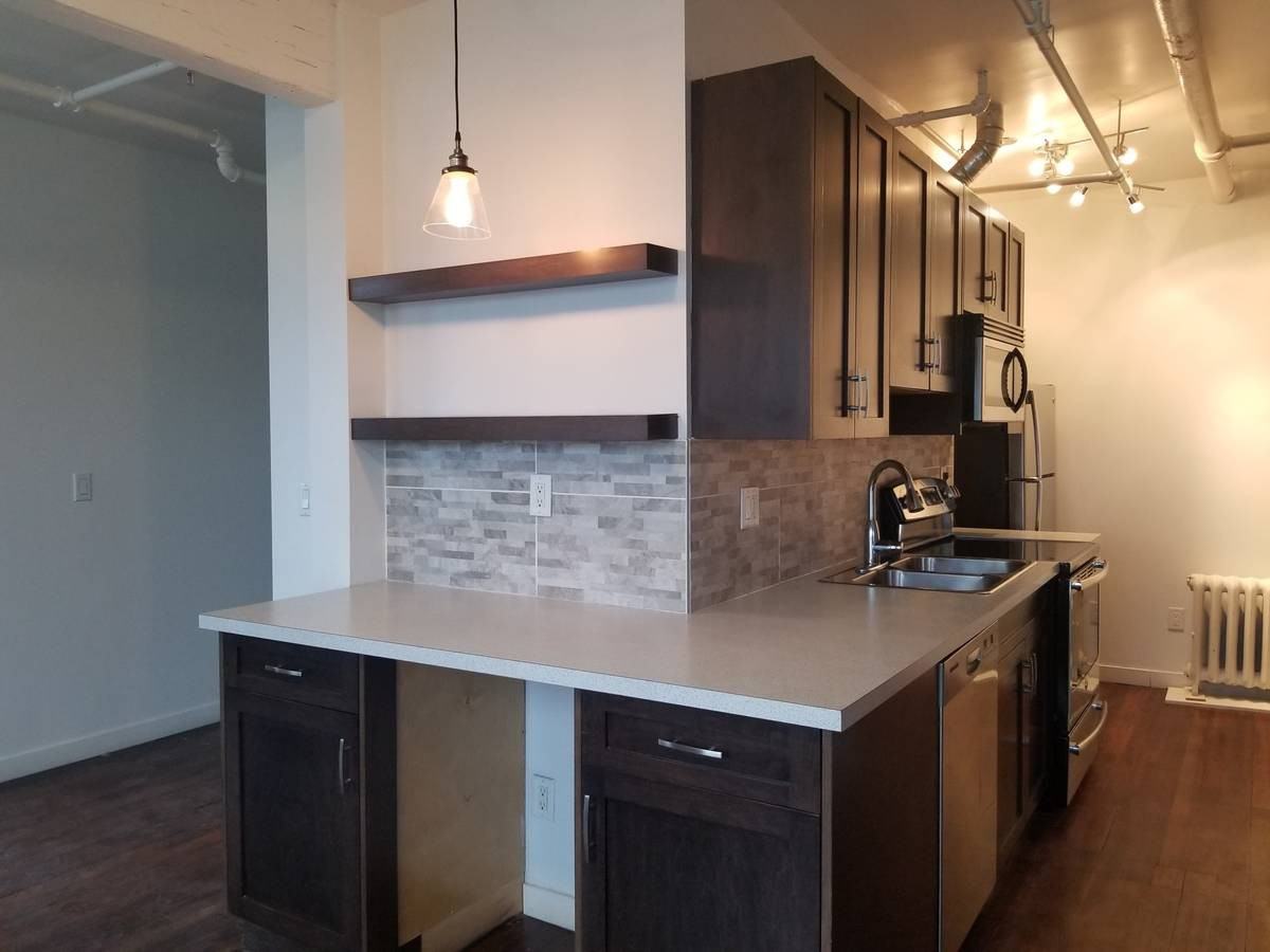 90 Alexander Street #313