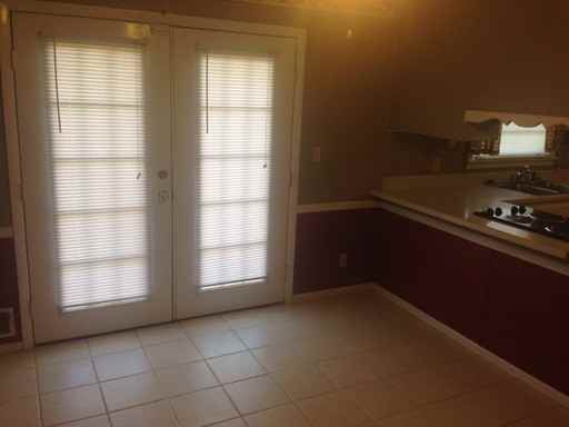 1308 Gate 5 Rd - Photo 3 of 23