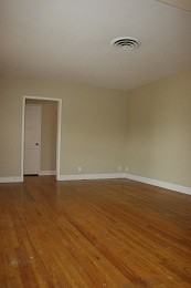 2230 Lindora St - Photo 3 of 9