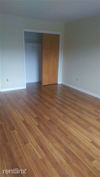 111 Beverly Hills Ter - Photo 3 of 9