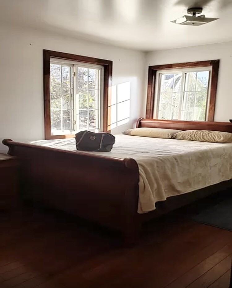 124-10 Sutter Ave - Photo 3 of 10