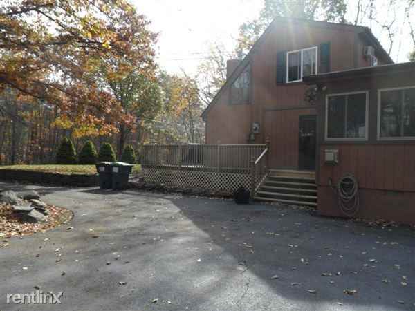 141 Johnson Rd - Photo 2 of 15