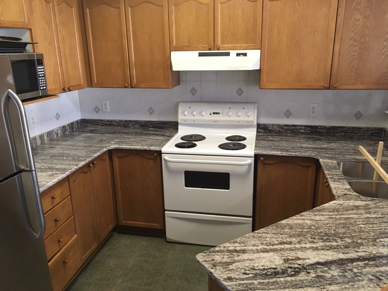 47 Castle Glen Crescent - Photo 2 of 14