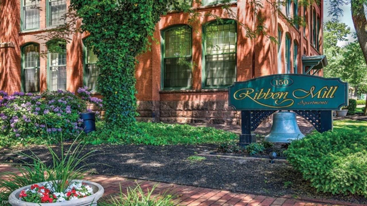 Landing Furnished Apartment Ribbon Mills - Photo 2 of 43