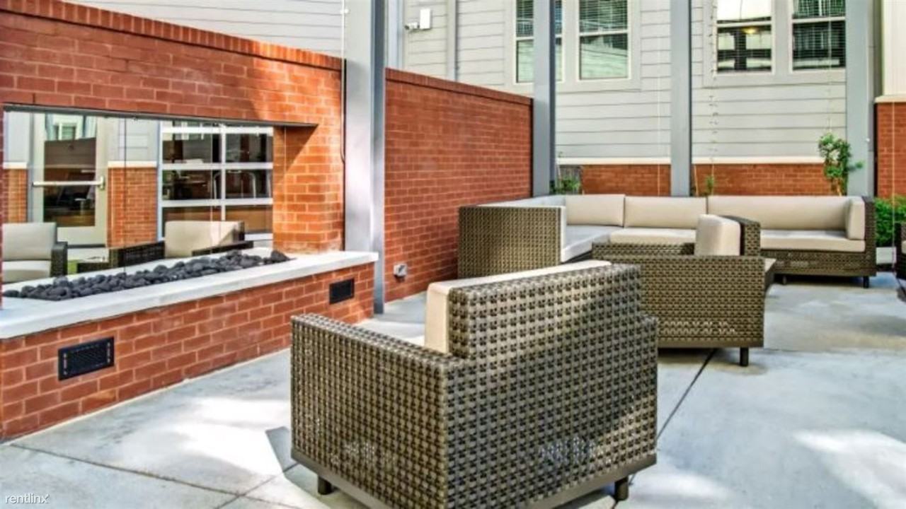 Landing Furnished Apartment Station 40 - Photo 3 of 50