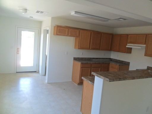 6506 N 53rd Dr - Photo 3 of 12