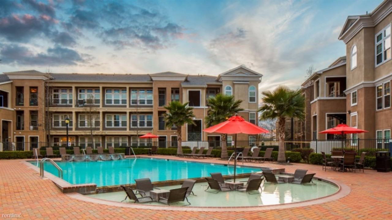 Landing Furnished Apartment The Millennium Towne Center - Photo 2 of 50