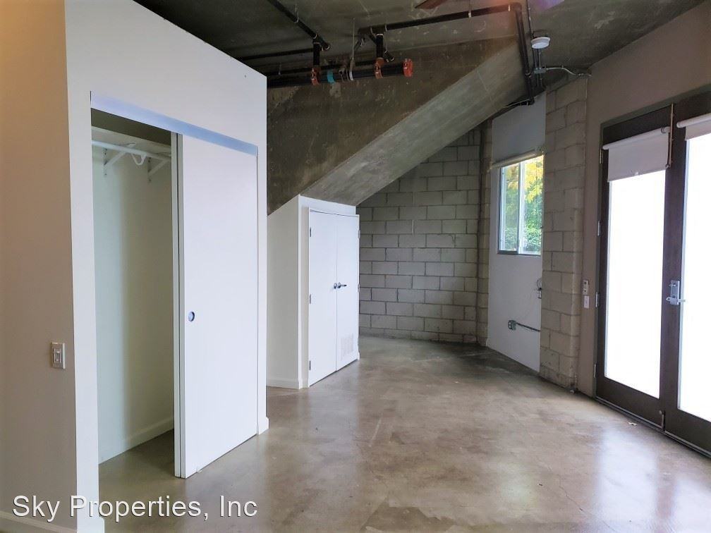 865 Sanborn Ave - Photo 3 of 12