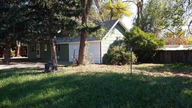 421 5th Ave W - Photo 3 of 32