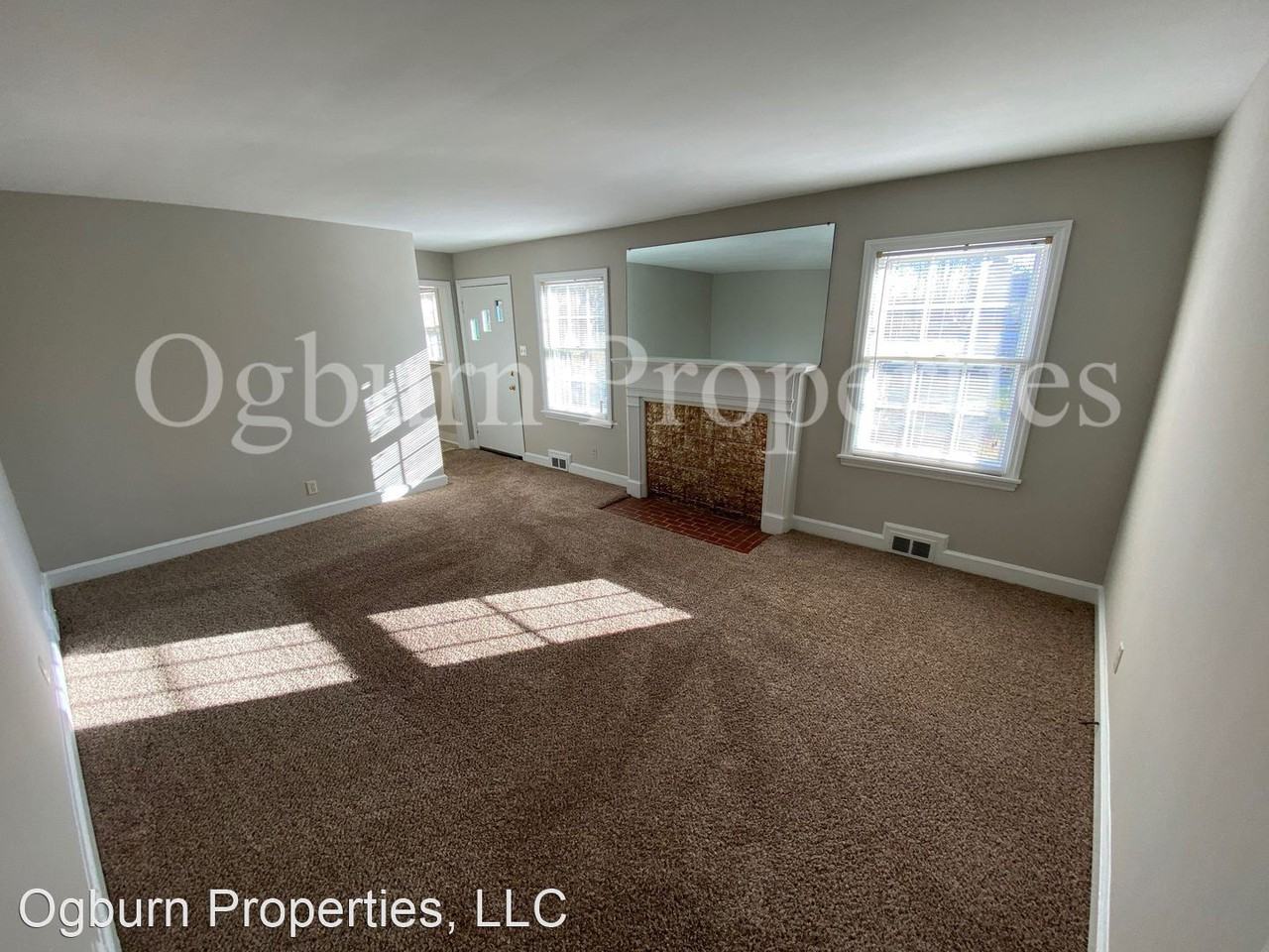 4719 Randall St - Photo 2 of 8