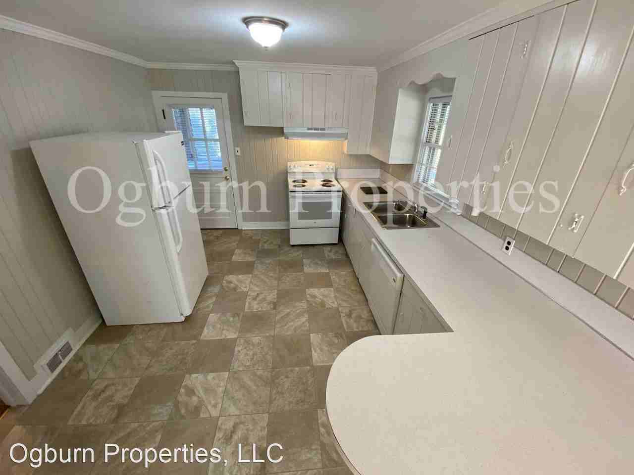 4719 Randall St - Photo 3 of 8