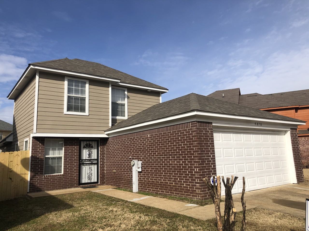 4870 Royal Run Dr - Photo 2 of 16