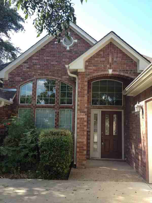 5607 Stecher Ct - Photo 4 of 36