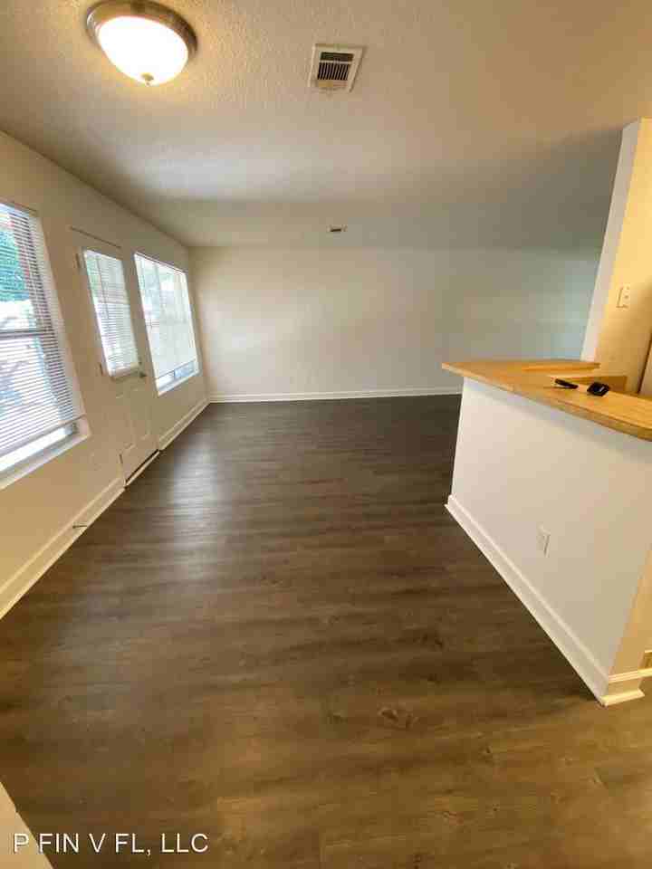 83 Moonflower Ct - Photo 3 of 12