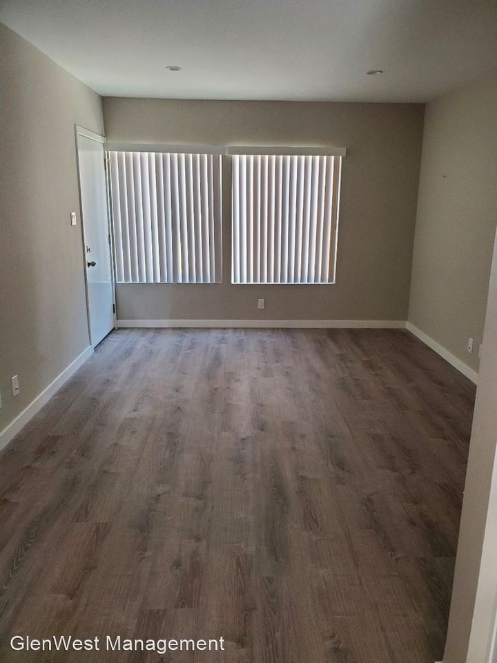 212 W. ELK AVE. - Photo 2 of 6