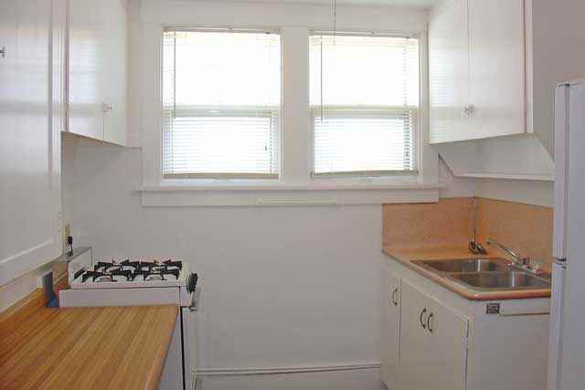 305 S. 28th St. - Photo 3 of 14